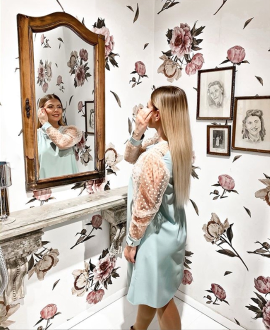 2020 tavasz instafame norina magenta 1